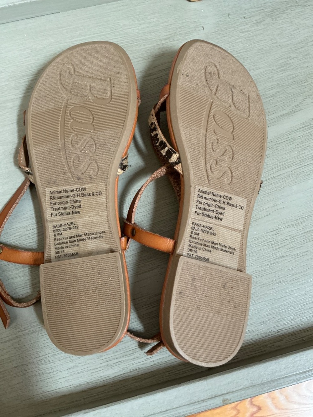Bass sandals 8.5 - Picture 2 of 3